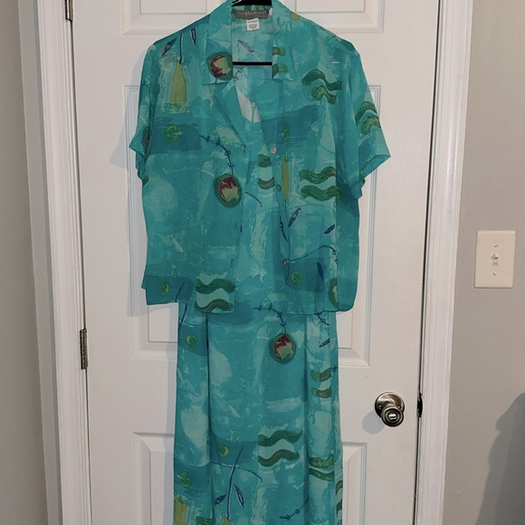 Carol Anderson Dresses & Skirts - Carol Anderson dress with short sleeve jacket